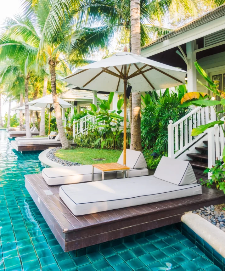 ciel en plein air maison de luxe piscine