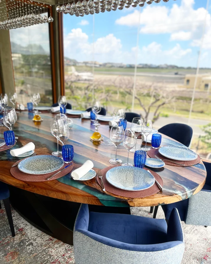 table ambassador room